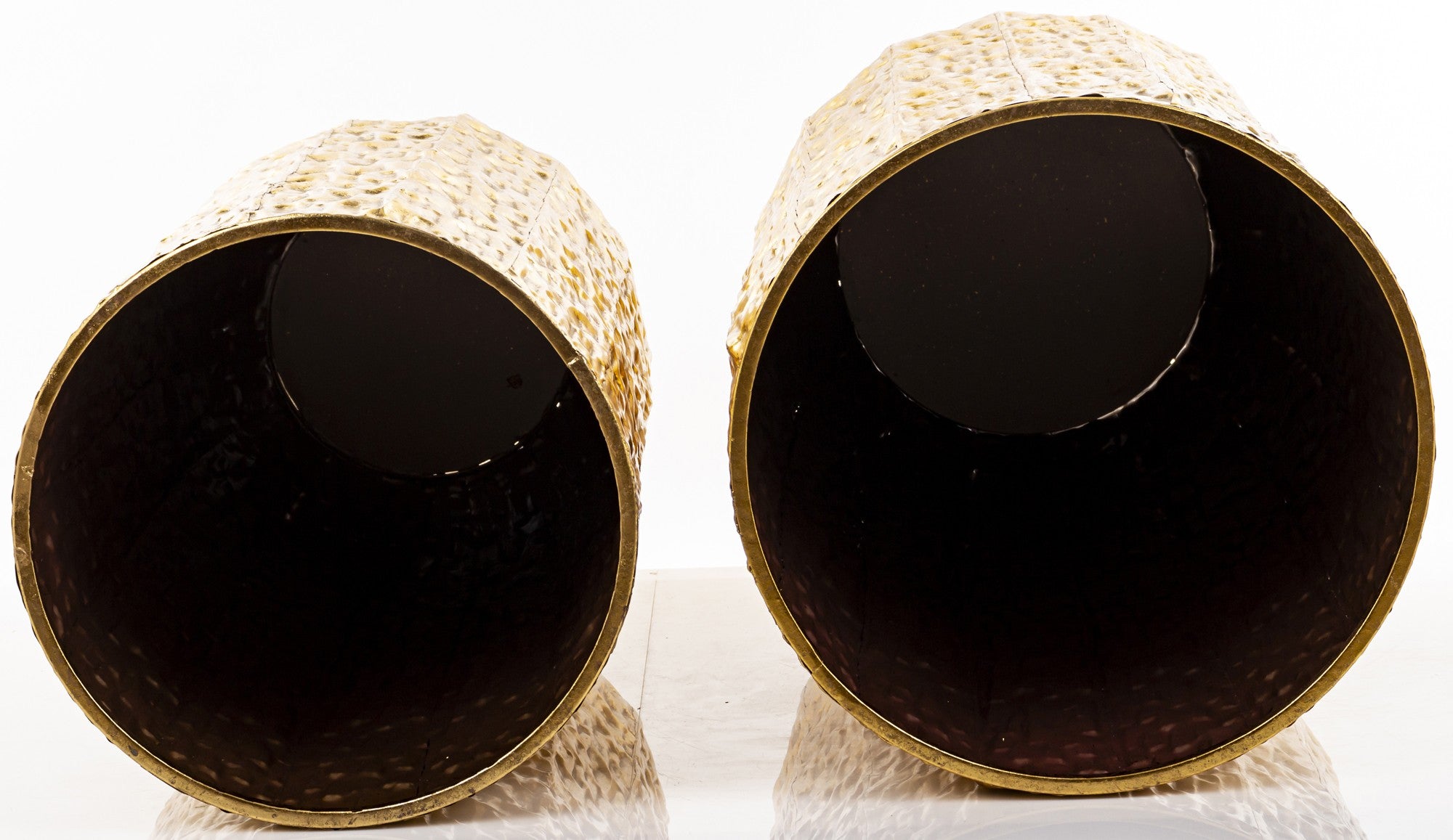 2 vnt. metalinių aukso spalvos vazonų rinkinys