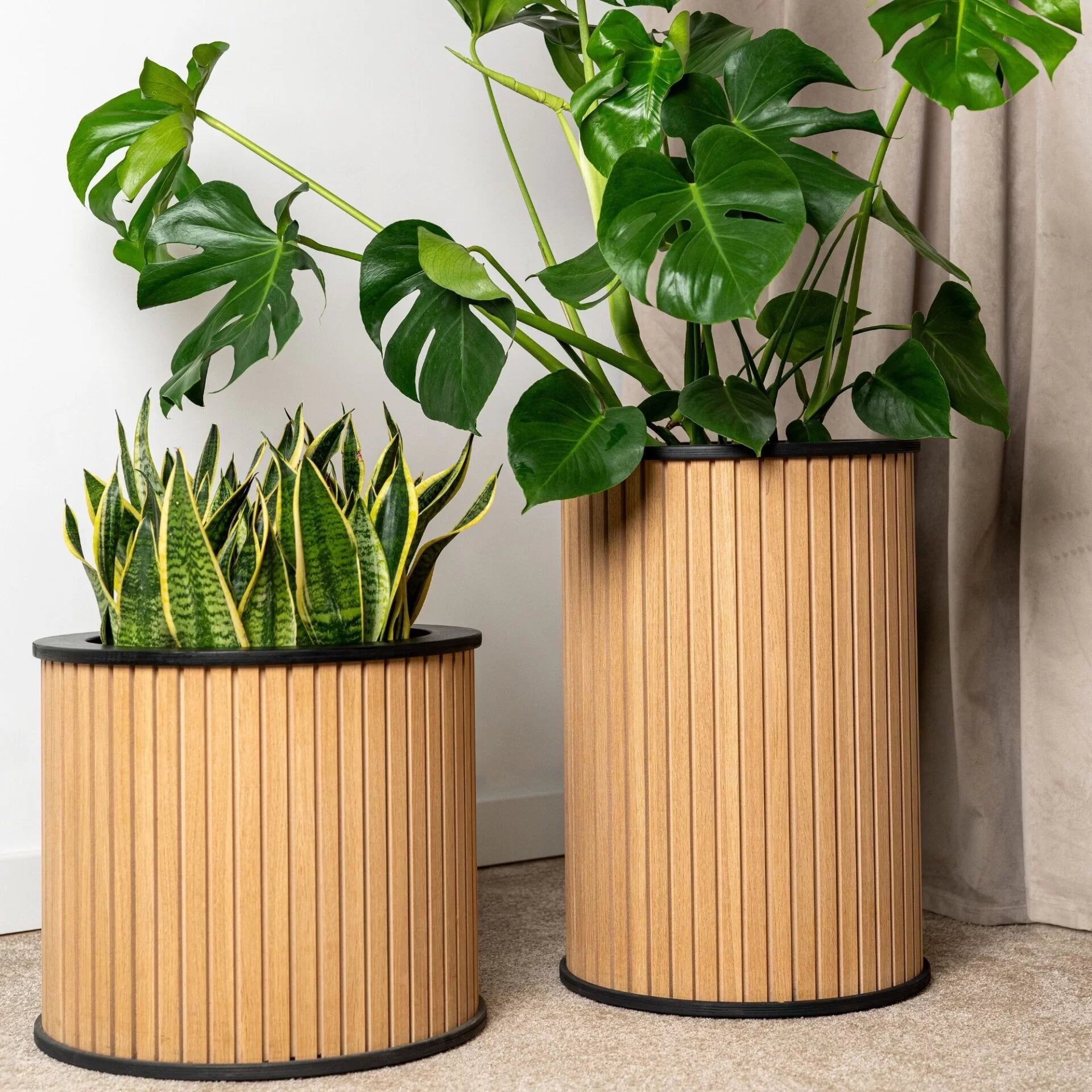 „HARMONY” – Medinių vidaus vazonų komplektas