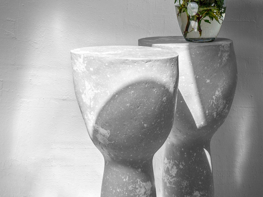 Rankų darbo šoninis staliukas „STONE“