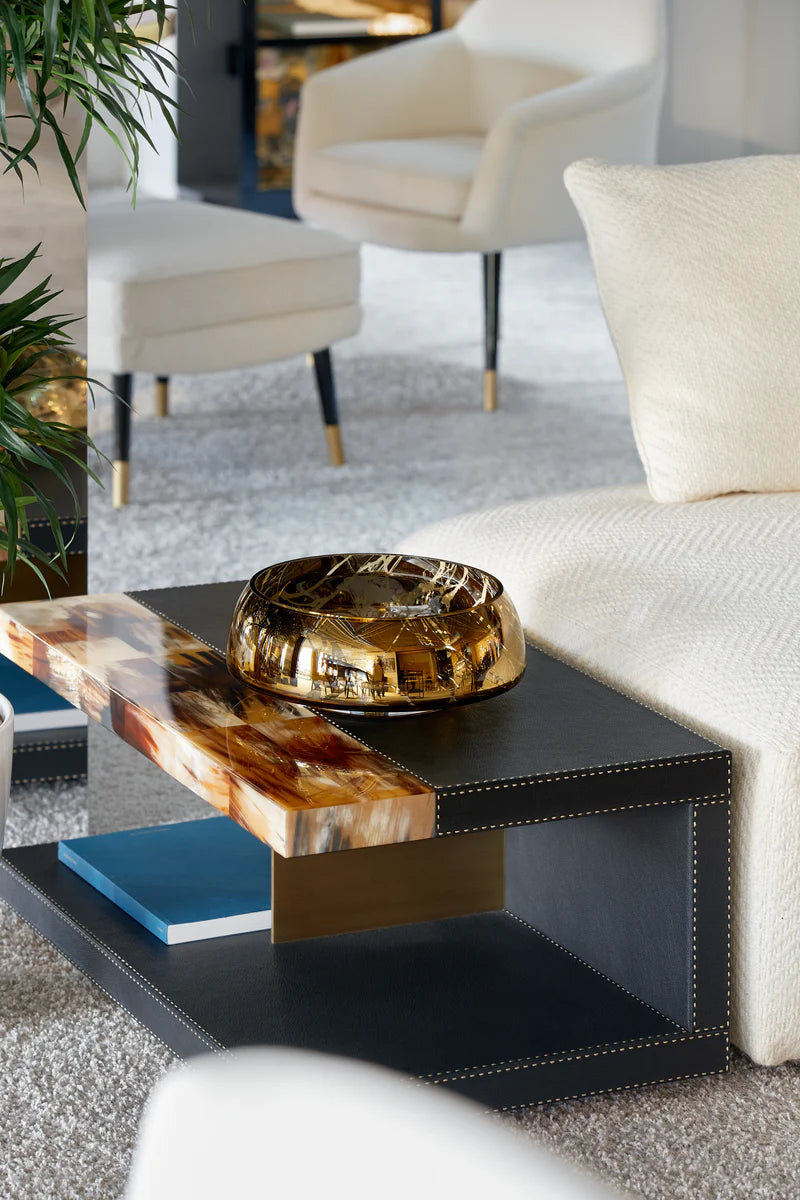 Aukso spalvos margas dubuo