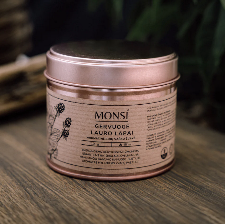 Aromatinė žvakė "Gervuogė ir lauro lapas"