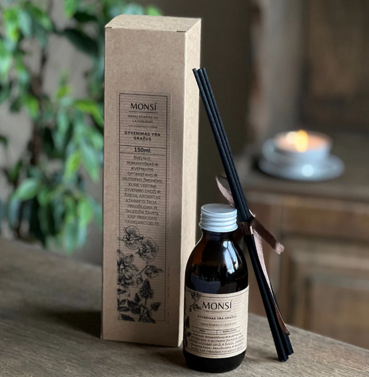 Namų kvapas su lazdelėmis "Gyvenimas yra gražus"