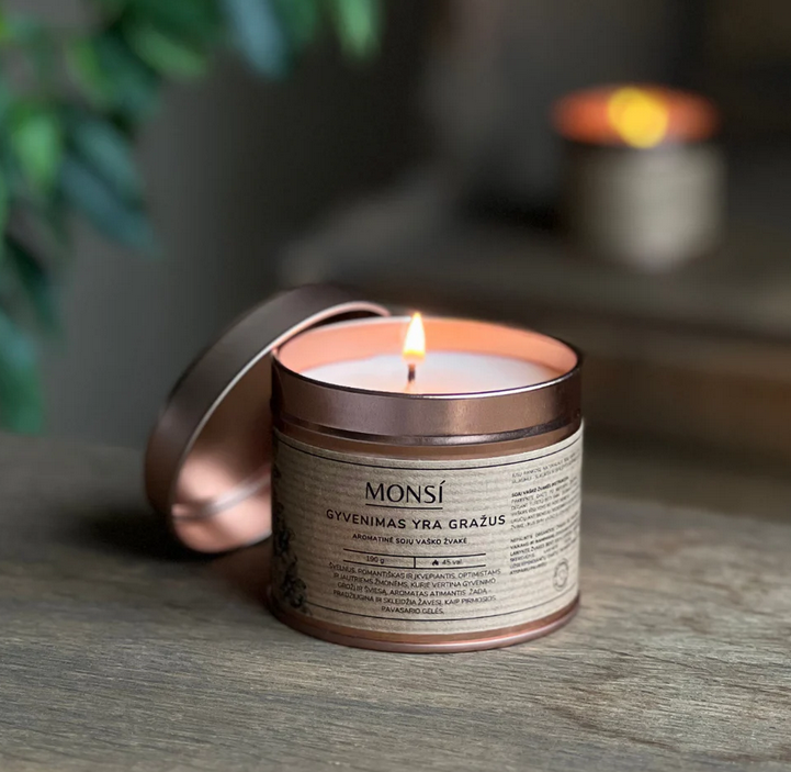 Aromatinė žvakė "Gyvenimas yra gražus"