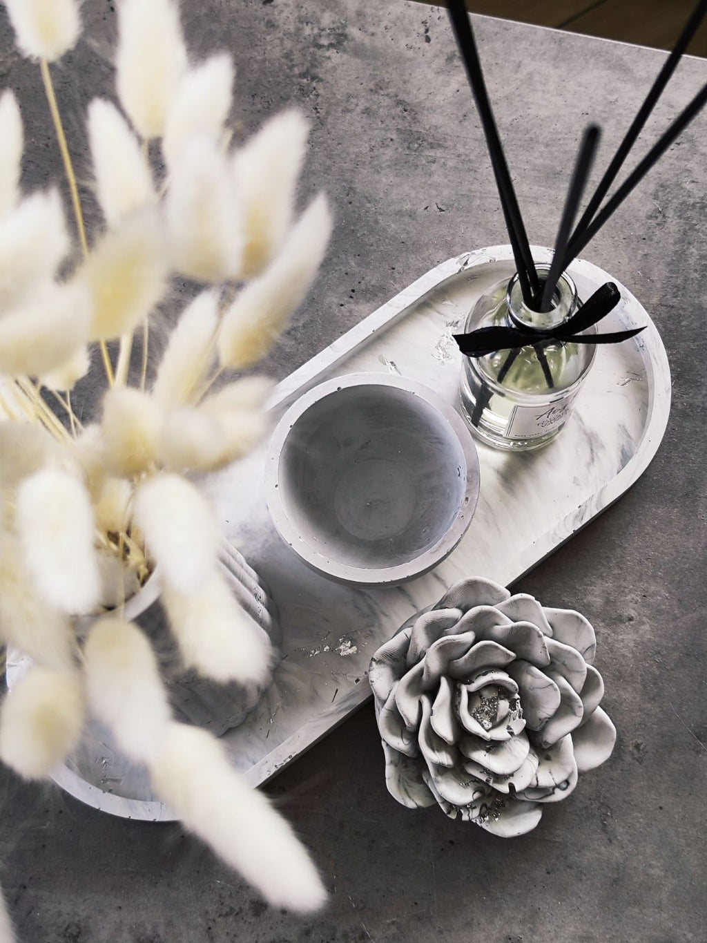 Pilkas dekoratyvinis rinkinys