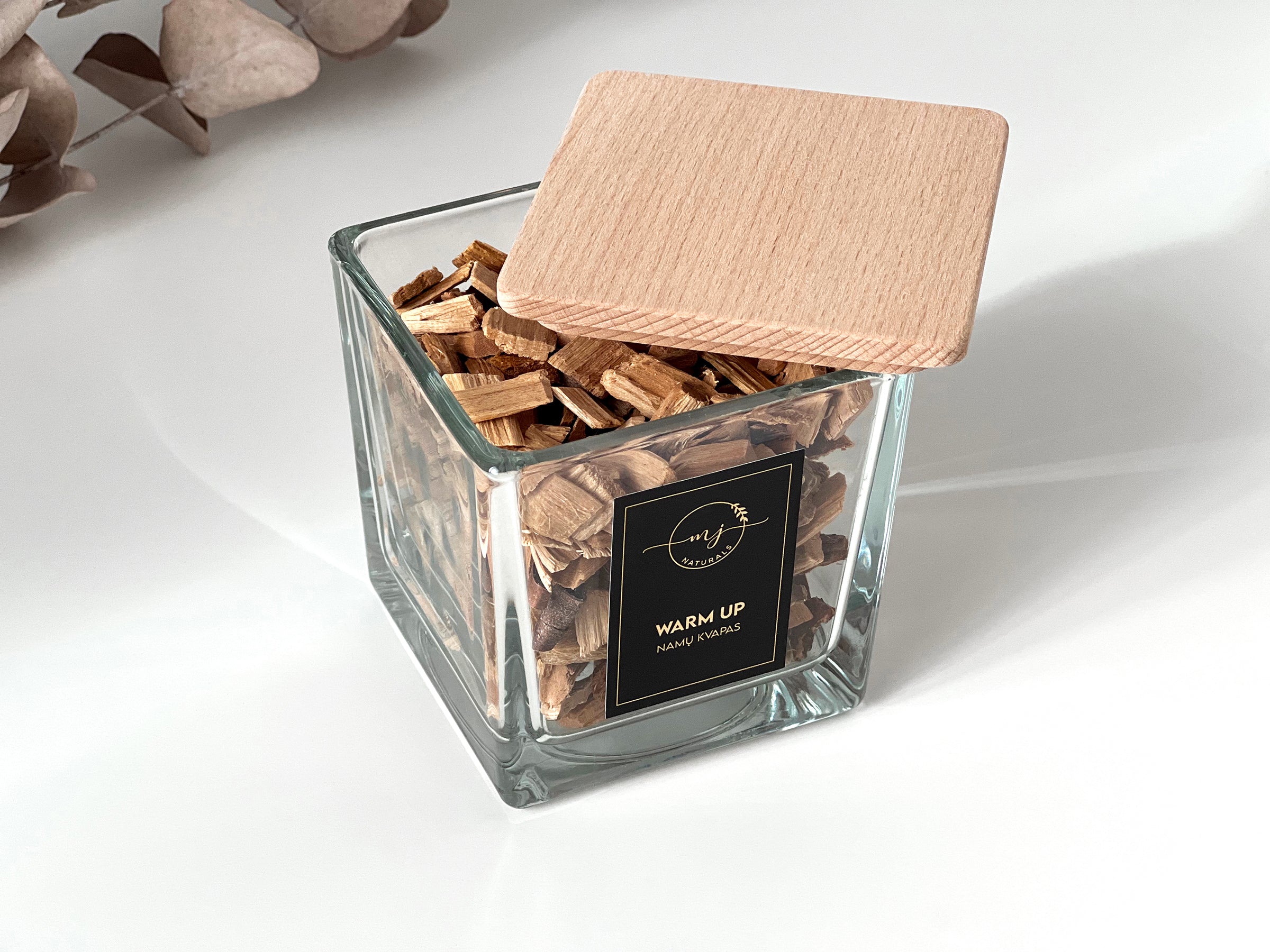 Namų kvapas su mediena WARM UP