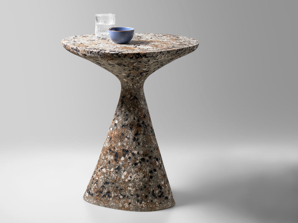 Rankų darbo šoninis staliukas „MOTTLED“ margas