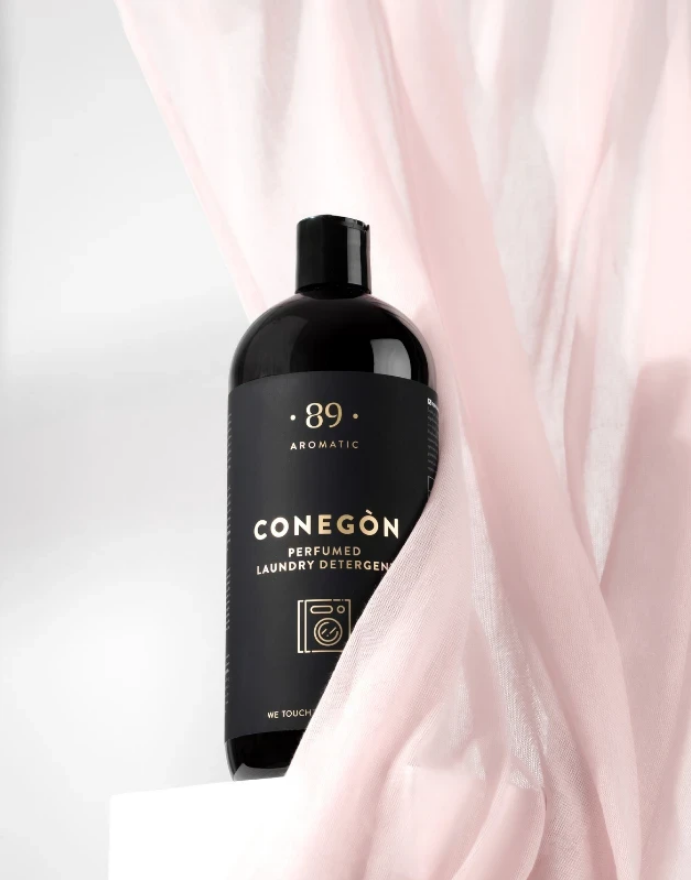 Parfumuotas audinių skalbimo skystis