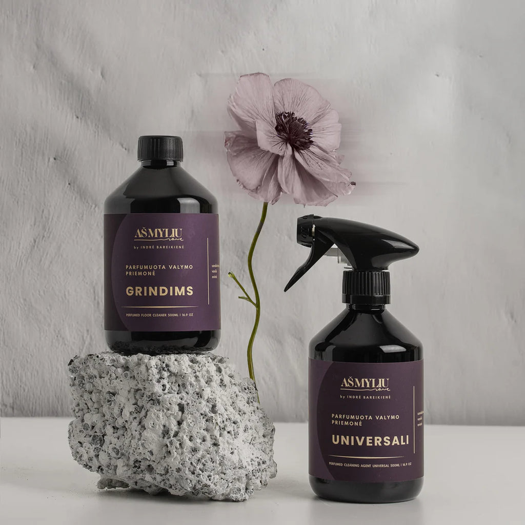 Parfumuota valymo priemonė visiems paviršiams „AŠ MYLIU SAVE“