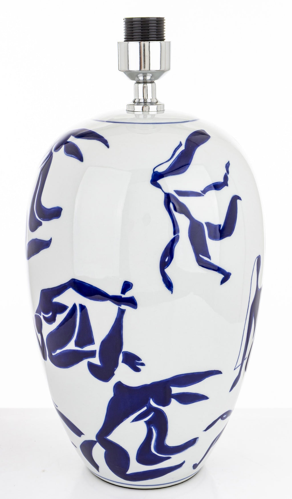 Šviestuvas su mėlynu gaubtu ir mėlynais motyvais