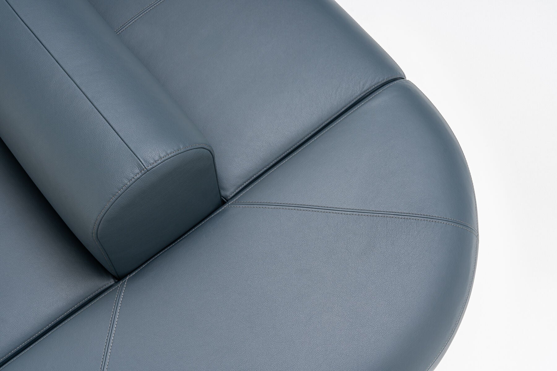 Minimalistinio stiliaus sofa (Įvairių spalvų)