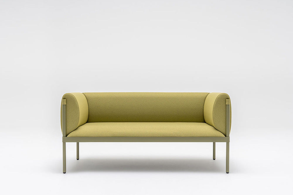 Minimalistinio stiliaus sofa, galimos įvairios spalvos
